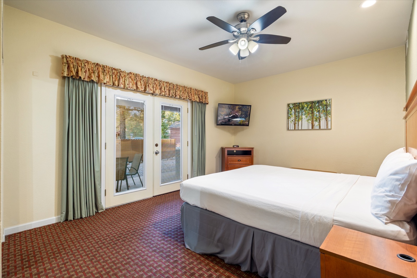 Juniper Grand Canyon FF interior